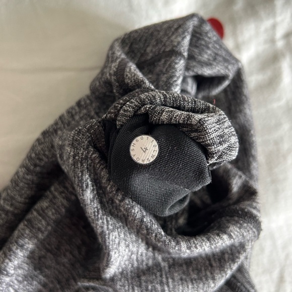 Lululemon Leggings Align 25 inch Heathered Grey Leggings Size 4 - Picture 4 of 4